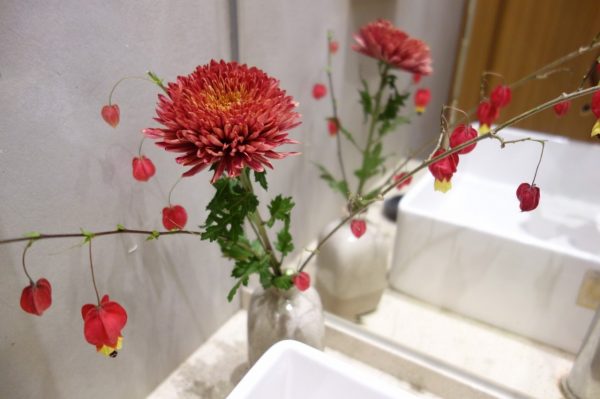 春、一雷啓花酒牛神始